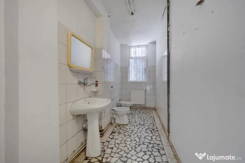 Spațiu comercial, de 51 mp, în Viilor