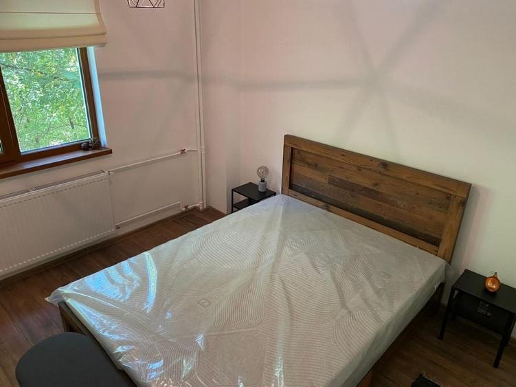 Apartament cu 2 camere semidecomandat în Panduri