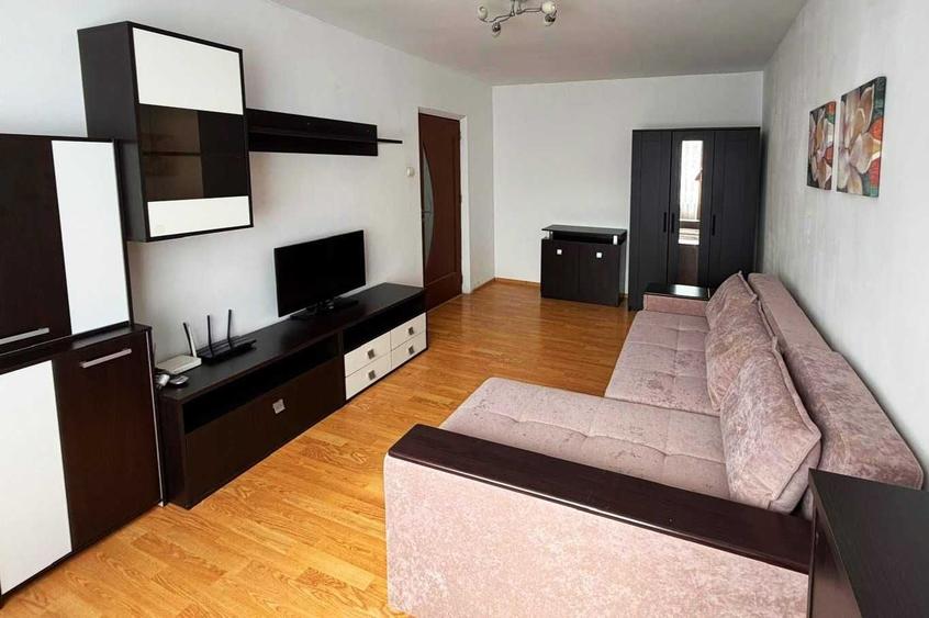 Apartament cu 2 camere decomandat în Iancului