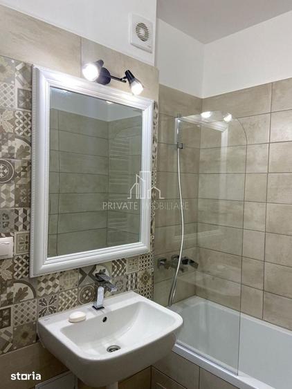 Apartament cu 3 camere decomandat în Libertății