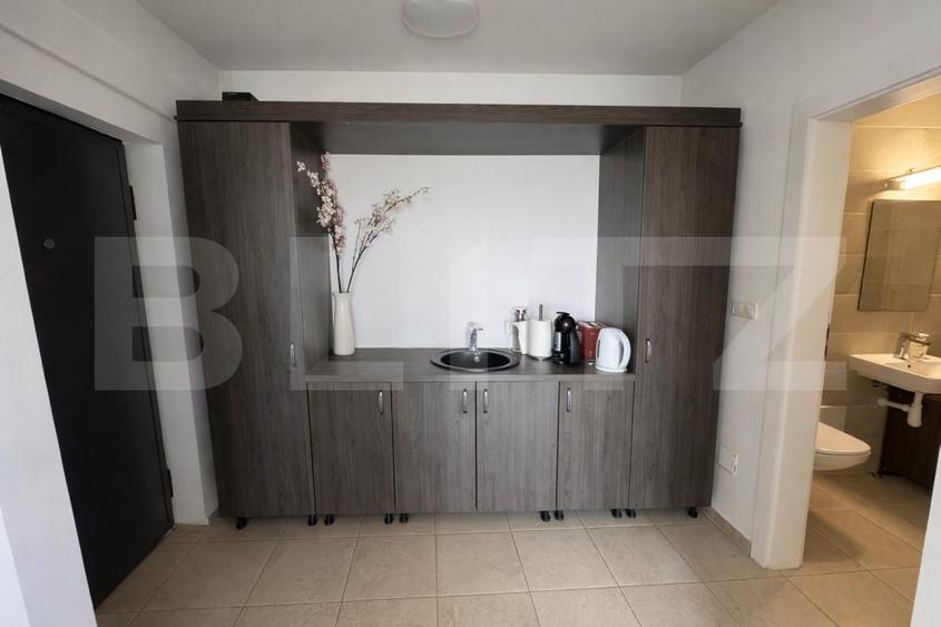 Apartament cu 2 camere semidecomandat, mobilat în Libertății