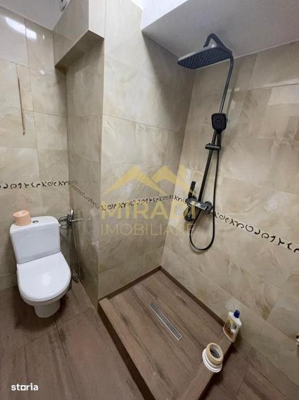 Apartament cu 3 camere decomandat în Dacia