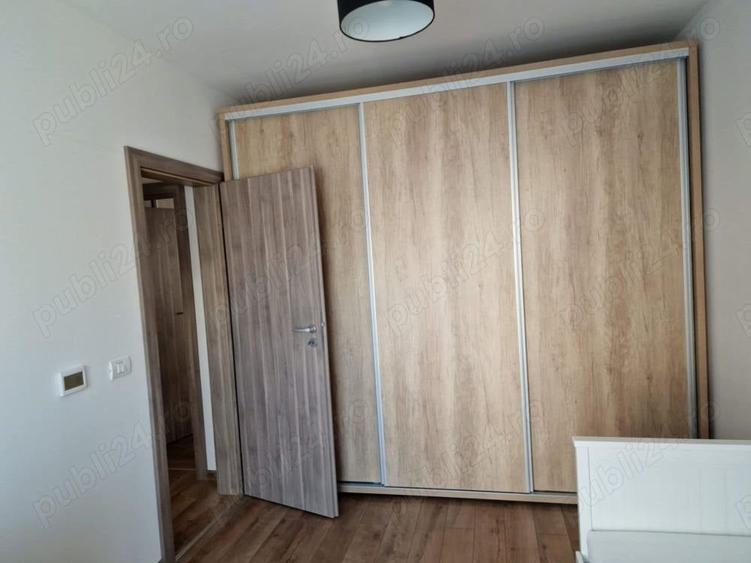 Apartament cu 3 camere decomandat în Dumbrăvița