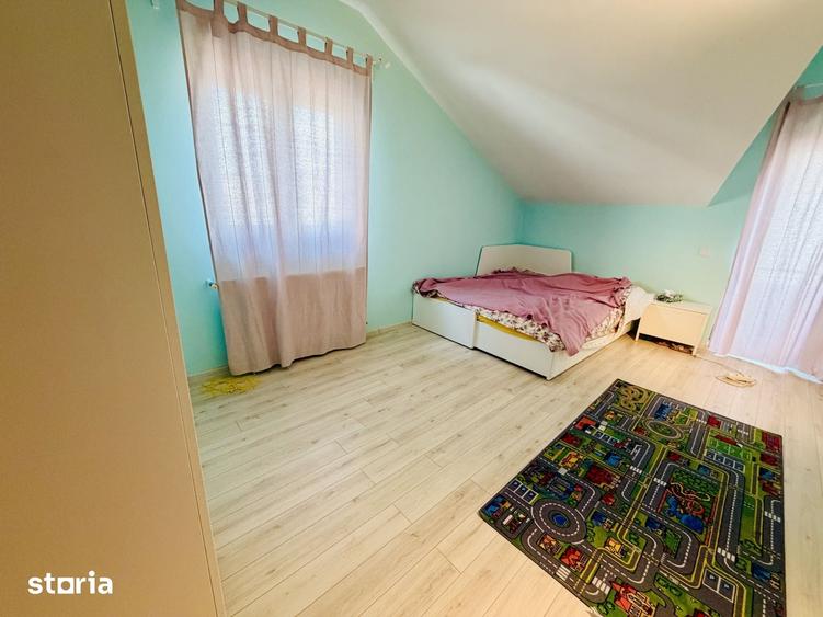 Casă cu 4 camere cu Teren 150 Mp în Chiajna