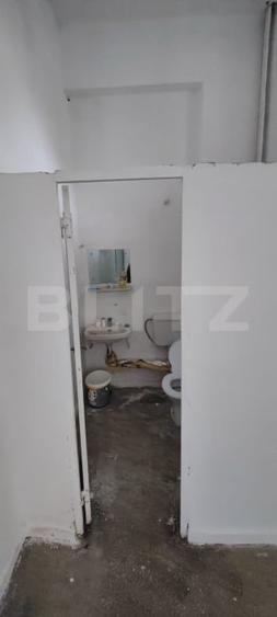 Spațiu comercial, de 70 mp, în Micro 3