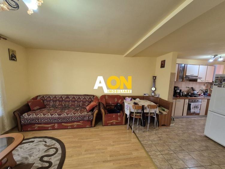 Duplex cu 3 camere cu Canalizare în Central