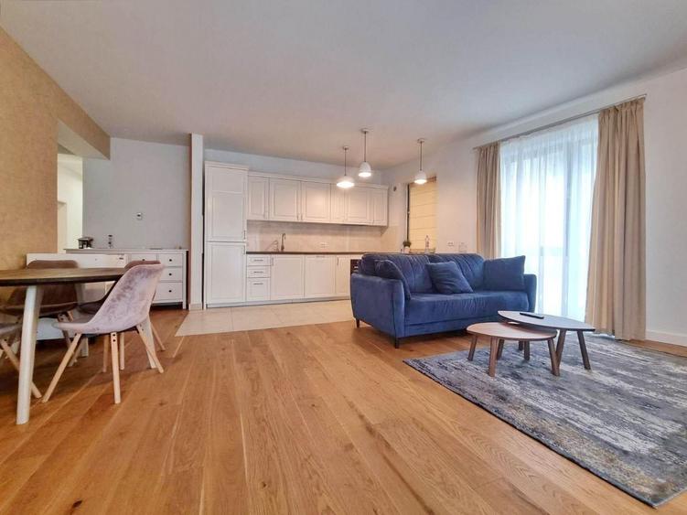 Apartament cu 3 camere decomandat, mobilat în Drumul Poienii