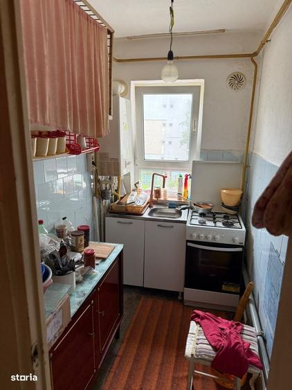 Apartament cu 2 camere semidecomandat în Hipodrom