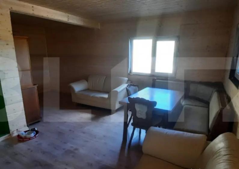 Casă cu 3 camere cu Teren 1000 Mp în Șugag