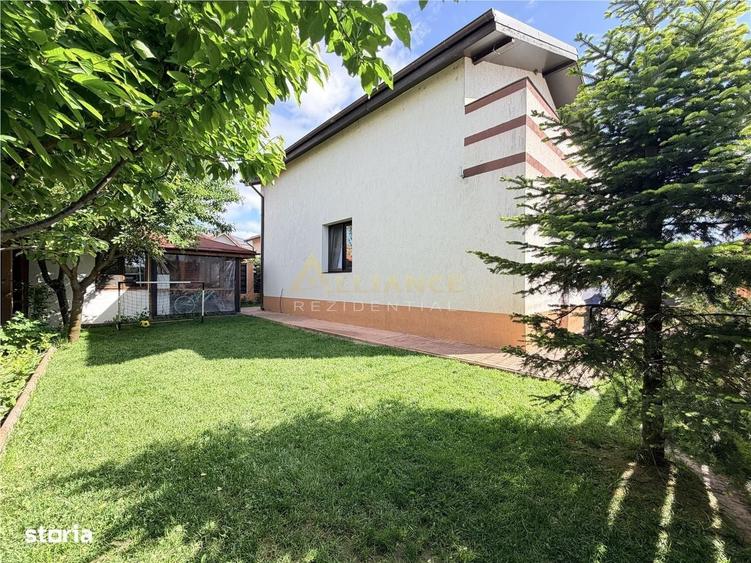 Casă cu 4 camere în Berceni
