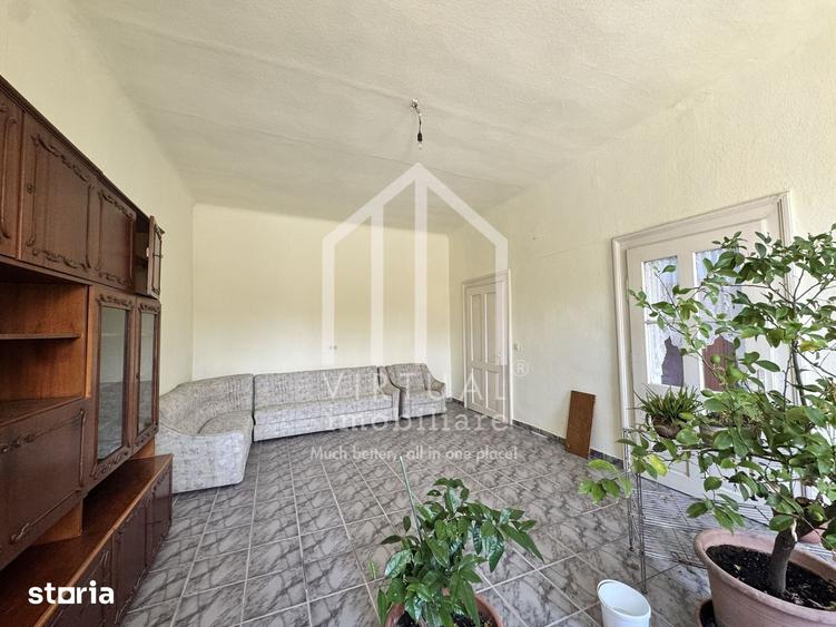 Casă cu 4 camere cu Teren 1652 Mp în Șura Mică