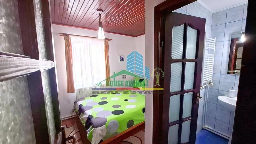 Casă cu 4 camere cu Teren 677 Mp în Lepșa