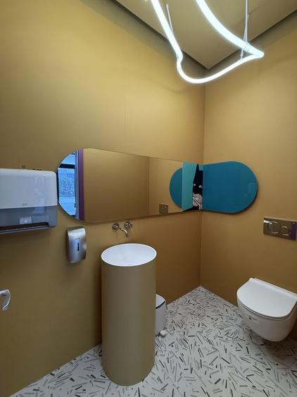 Spațiu comercial, de 102 mp, în Central