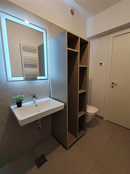 Apartament cu 2 camere decomandat, mobilat în Calea București