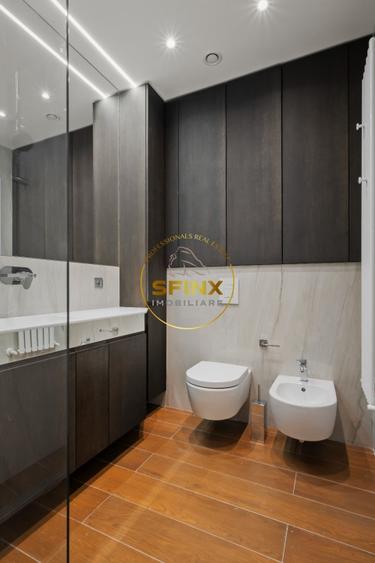 Apartament cu 5 camere decomandat, mobilat în Kiseleff