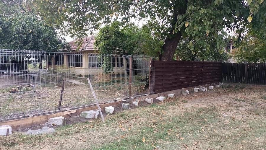 Casă cu 2 camere cu Teren 1000 Mp în Nuci