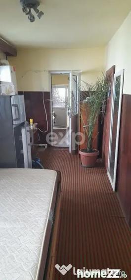De vanzare casa , 4 camere, 2 bai, 2 bucatarii, zona Viil - 4
