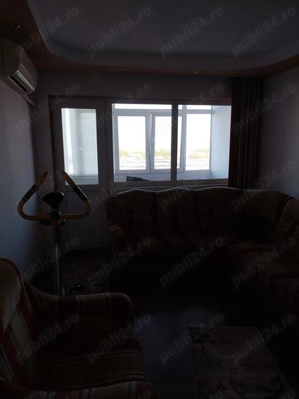 Apartament cu 3 camere decomandat în Vest