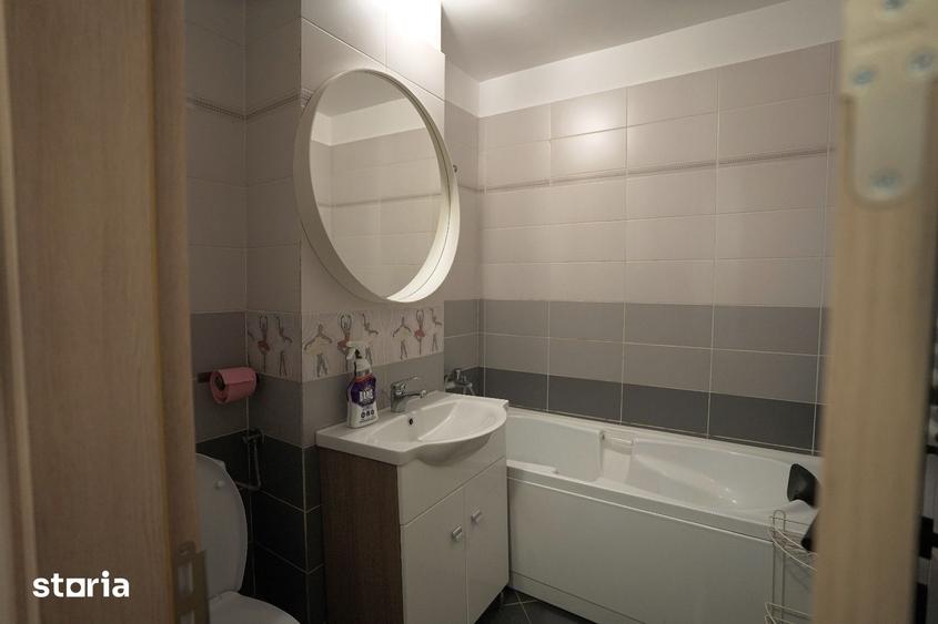 Apartament cu 3 camere decomandat în Drumul Taberei