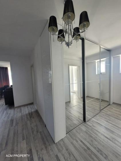 Apartament cu 4 camere decomandat în Tomis Plus