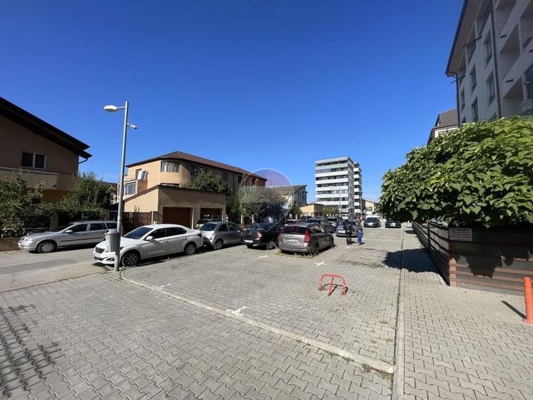 Apartament cu 2 camere decomandat, mobilat în Central