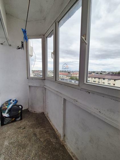 Apartament cu 4 camere decomandat în Poarta 6