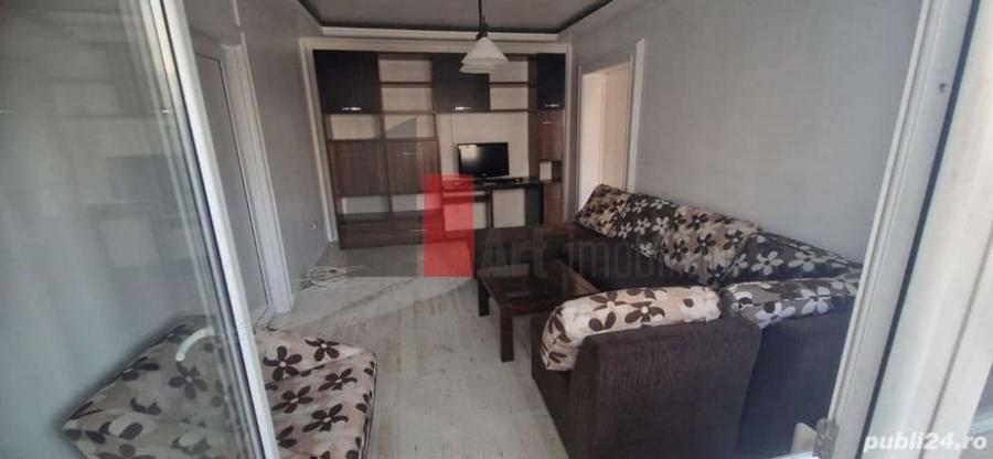Apartament cu 2 camere semidecomandat în Moșilor