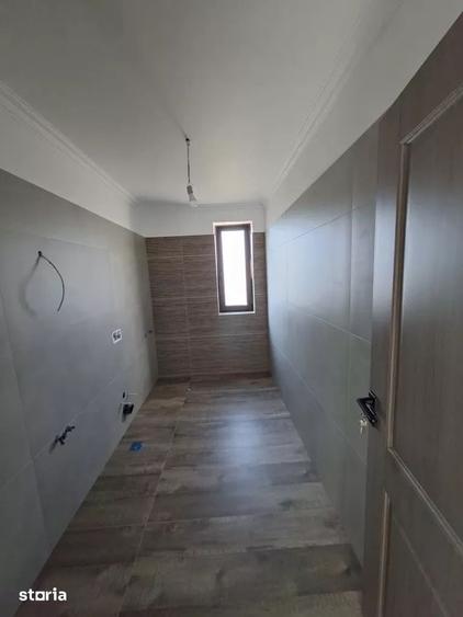 Casă cu 3 camere cu Teren 330 Mp în Sânandrei
