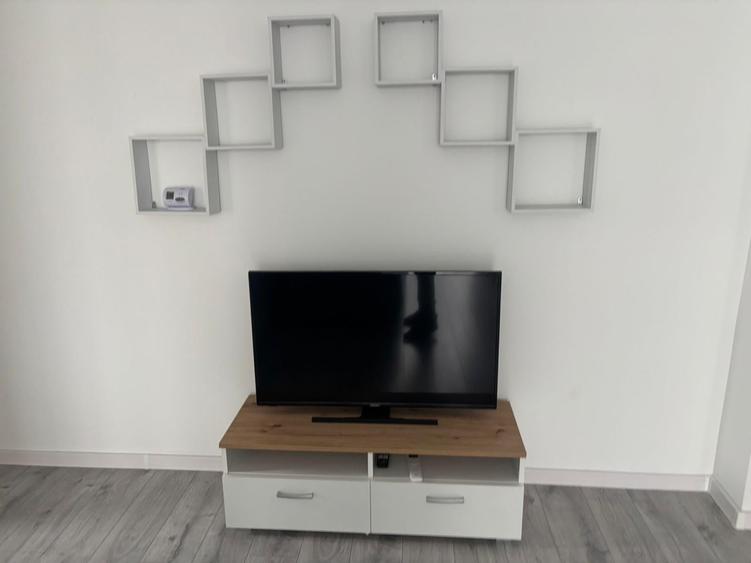 Apartament cu 2 camere semidecomandat, mobilat în Cug