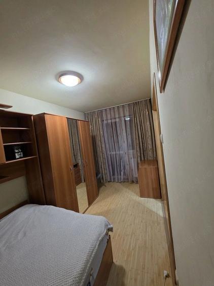 Apartament cu 2 camere semidecomandat, mobilat în Complex Studențesc