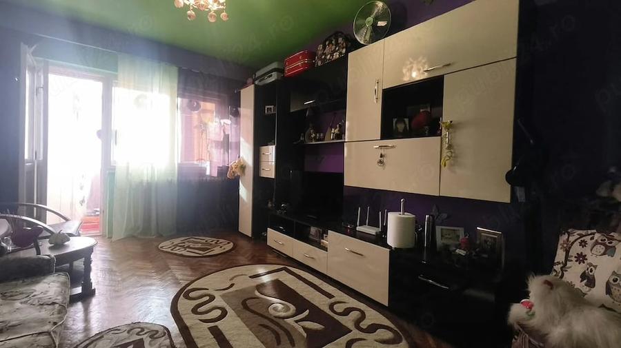 Apartament cu 2 camere decomandat în Gojdu