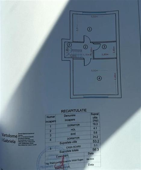 Casă individuală cu 4 camere cu Canalizare în Central
