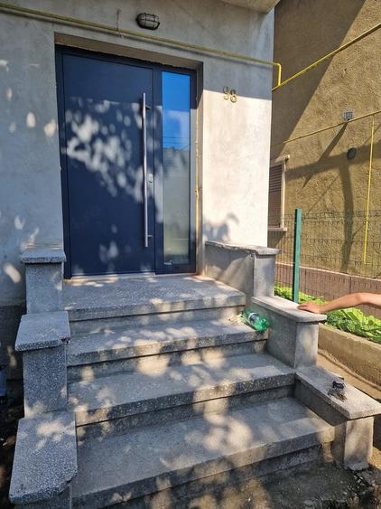Casă cu 2 camere cu Teren 160 Mp în Central