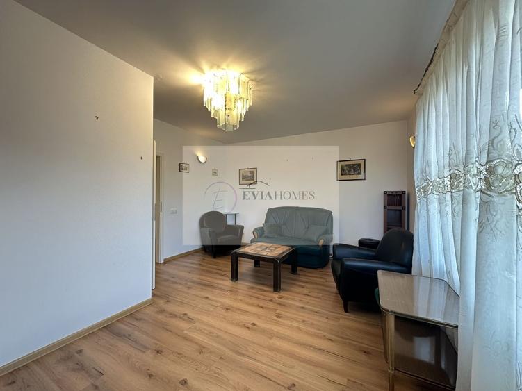 Apartament cu 3 camere decomandat, mobilat în Zorilor