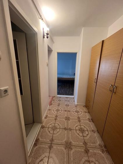 Garsonieră în Nicolina