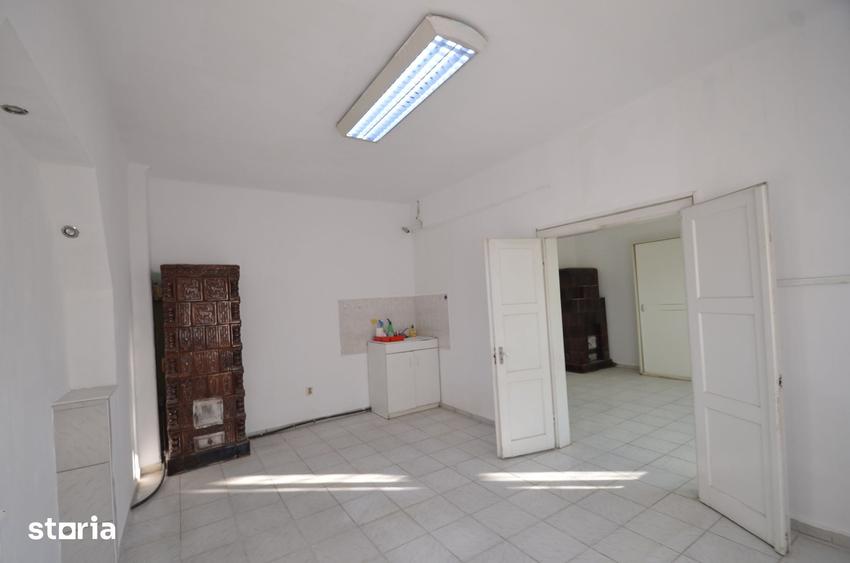 Spațiu comercial, de 83 mp, în Ultracentral