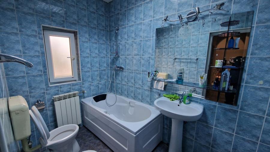 Casă individuală cu 7 camere cu Piscina în Sălaj