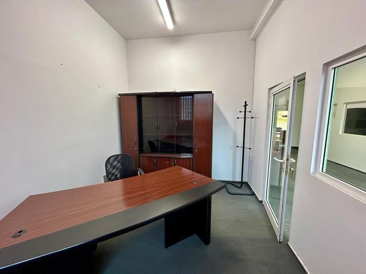 Spațiu industrial, de 320 mp, în Vest