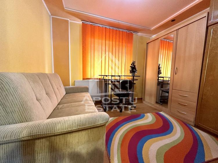 Apartament cu 3 camere decomandat, mobilat în Șagului