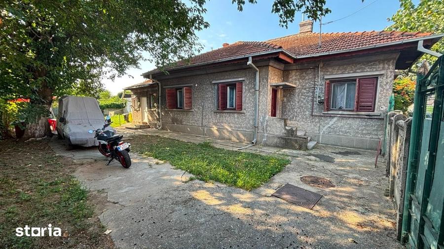 Casă cu Teren 500 Mp în Rahova