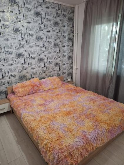 Apartament cu 2 camere semidecomandat, mobilat în Olteniței