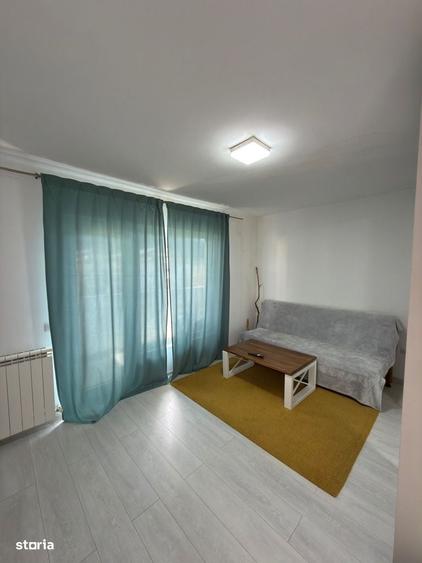 Apartament cu 2 camere decomandat în Precista