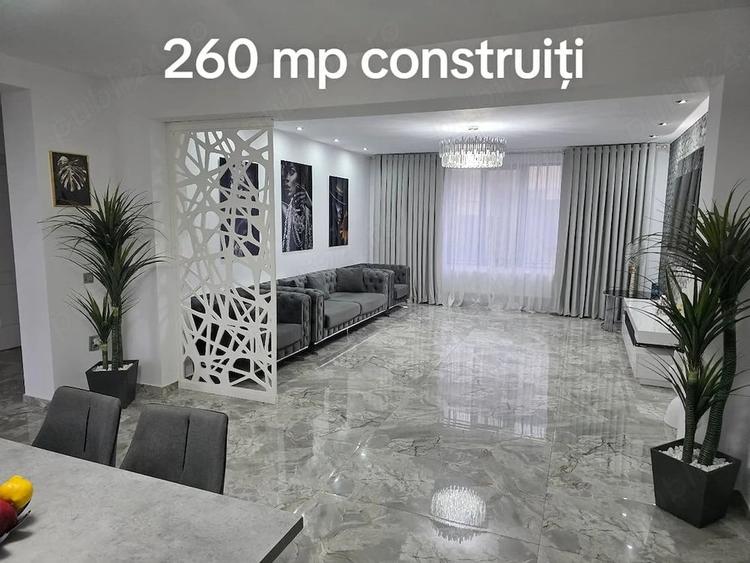 Casă cu Teren 500 Mp în Central