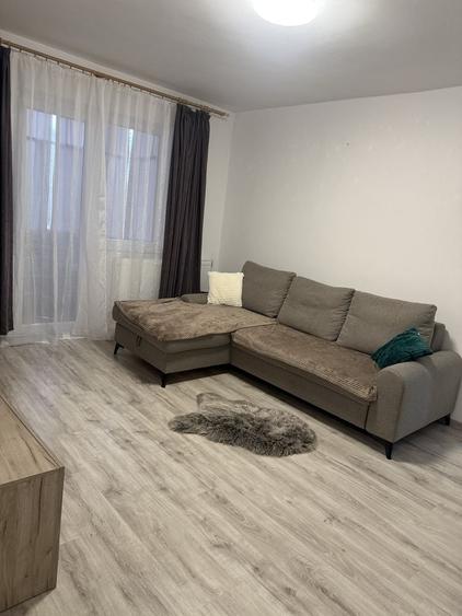 Apartament cu 2 camere decomandat în Exterior Vest