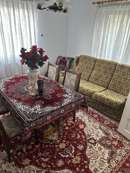 Casă cu 4 camere cu Teren 300 Mp în Central
