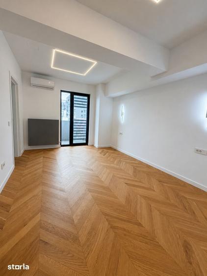 Apartament cu 4 camere în Tei