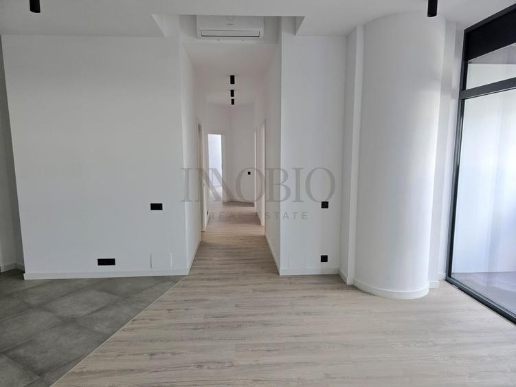 Apartament cu 4 camere în Pipera