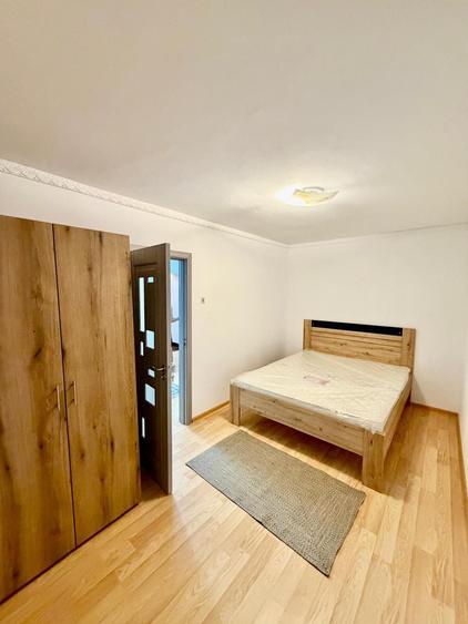 Apartament cu 2 camere semidecomandat în Satu Nou