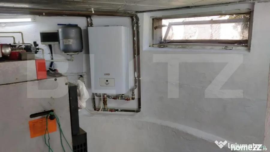 Casă cu 4 camere cu Teren 3300 Mp în Debarcader