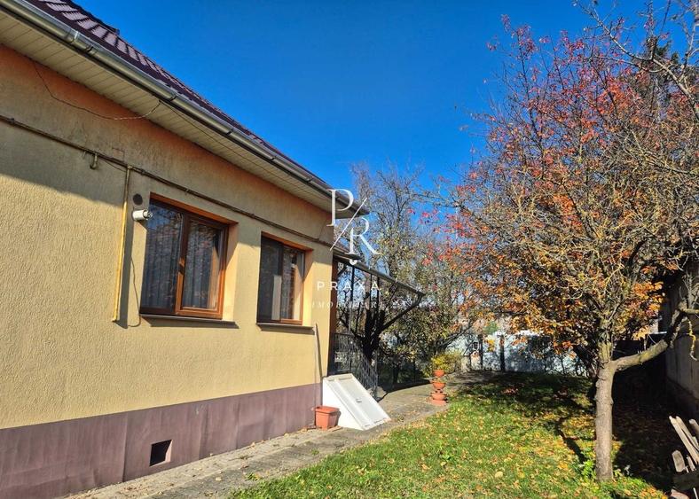 Casă individuală cu 2 camere cu Canalizare în Florești